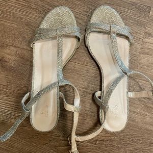 Davids Bridal 1inch flats
